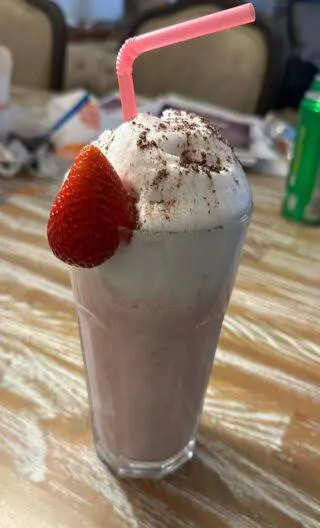 Çilekli milkshake